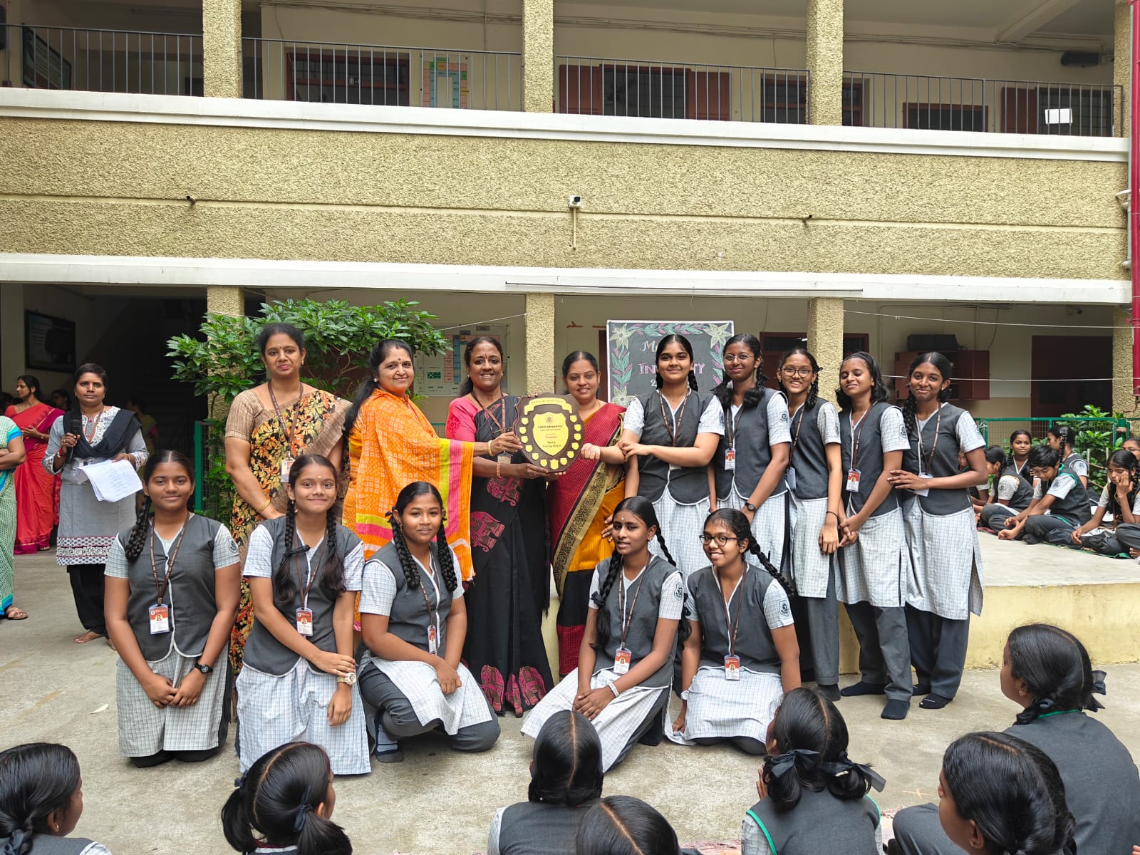 INTER SECTION THROWBALL - VIII B (1)